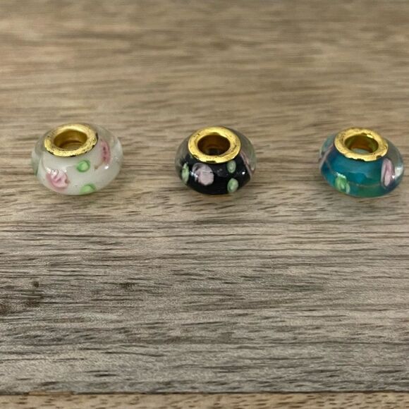Floral Glass Beads (Set of 3) - Picture 2 of 4